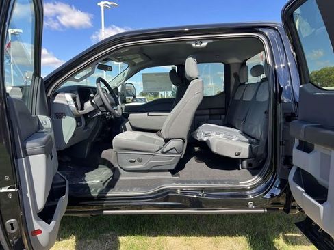 New 2026 Ford F350 XLT w/ 360-Degree Camera Package AWD/4WD image 22