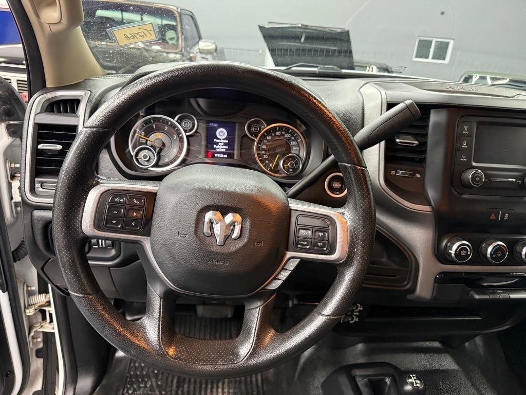 Used 2020 RAM 2500 Tradesman w/ Chrome Appearance Group AWD/4WD image 13