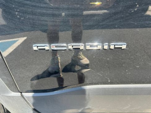 Used 2023 GMC Acadia SLT AWD/4WD image 15