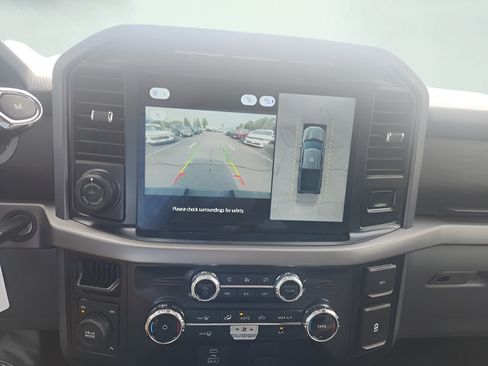 Used 2024 Ford F150 XLT AWD/4WD image 12