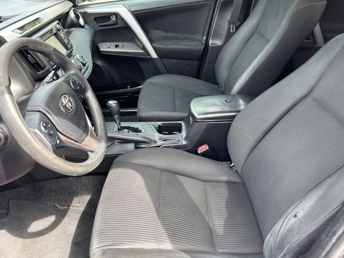 Used 2016 Toyota RAV4 LE AWD/4WD image 21