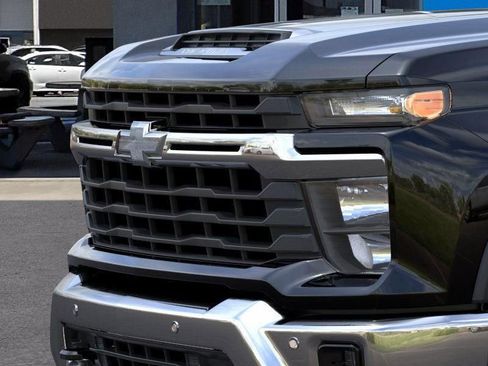 New 2026 Chevrolet Silverado 2500 LT AWD/4WD image 13