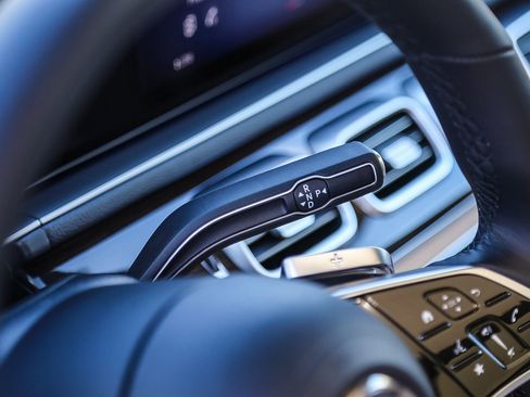 Used 2024 Mercedes-Benz GLE 350 4MATIC image 21