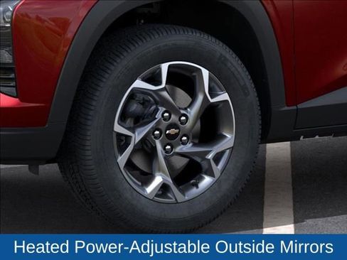 New 2026 Chevrolet Trax LT w/ Driver Confidence Package image 9