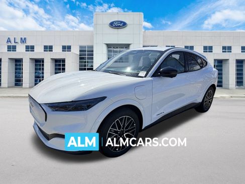 Used 2025 Ford Mustang Mach-E Premium image 1