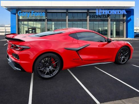 Used 2024 Chevrolet Corvette Z06 w/ Battery Protection Package RWD image 2