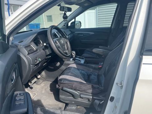 Used 2019 Honda Ridgeline Sport image 8