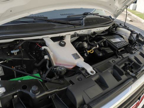 Used 2020 GMC Savana 2500 w/ Driver Convenience Package image 48