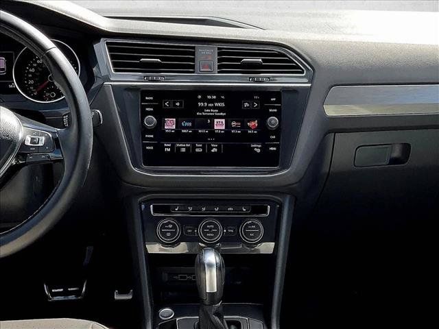 Used 2020 Volkswagen Tiguan SE R-Line FWD image 6