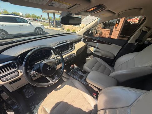Used 2018 Kia Sorento EX FWD image 23