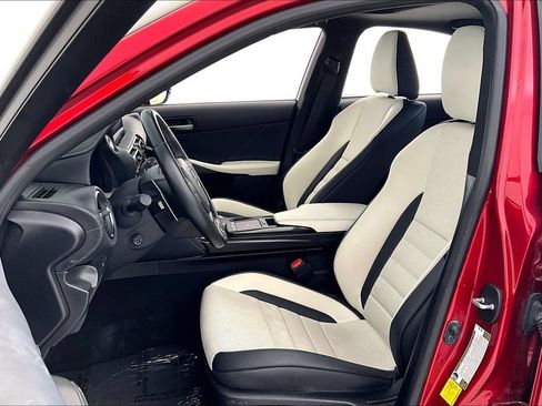 Used 2025 Lexus IS 350 F Sport w/ Navigation Package RWD image 31