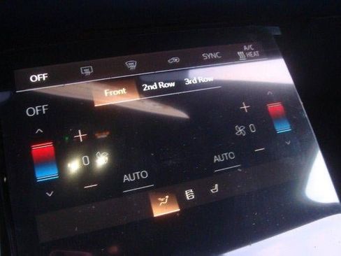 New 2026 Cadillac Vistiq Premium Luxury image 12