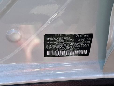 Used 2025 Subaru Crosstrek 2.0i Premium image 24