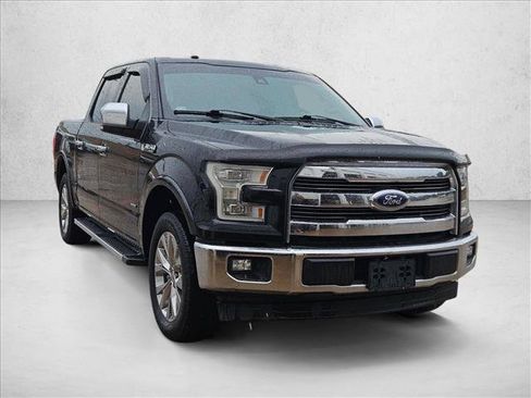 Used 2017 Ford F150 Lariat w/ Equipment Group 502A Luxury RWD image 3
