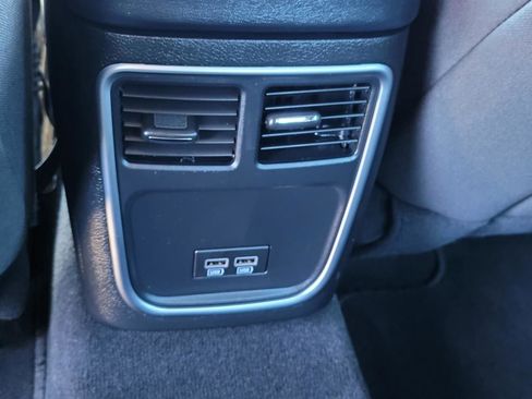 Used 2023 Dodge Charger SXT RWD image 18