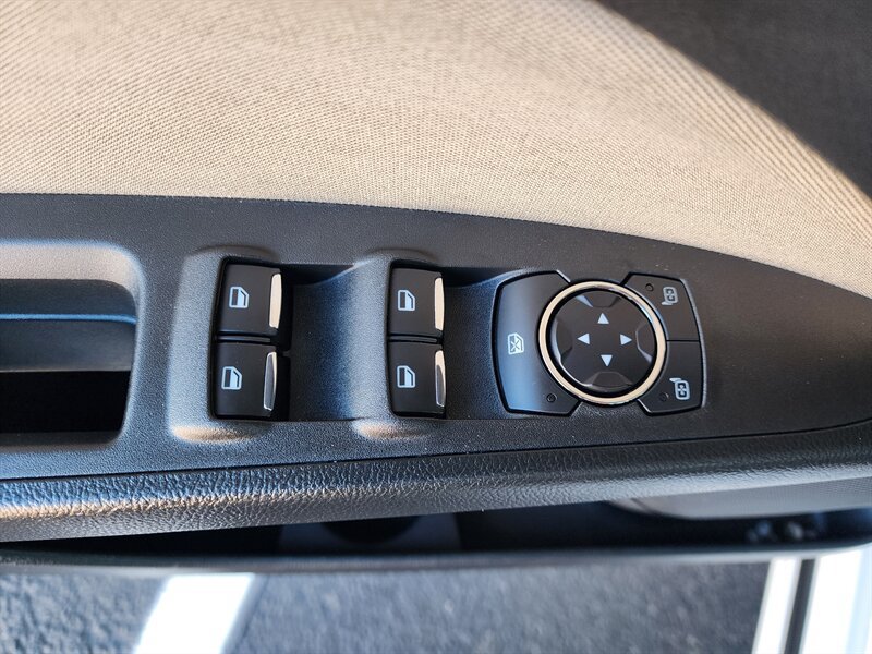 Used 2018 Ford Fusion S FWD image 21