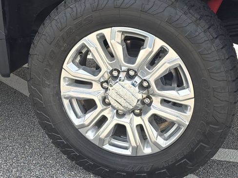 Used 2020 GMC Sierra 2500 Denali w/ Denali Ultimate Package AWD/4WD image 12