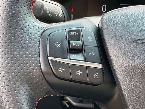 Used 2024 Ford Escape ST-Line w/ Tech Pack #1 AWD/4WD image 14