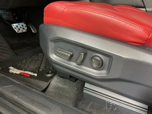 Used 2025 Toyota Sequoia TRD Pro AWD/4WD image 19