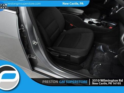 Used 2024 Chevrolet Malibu LT FWD image 15