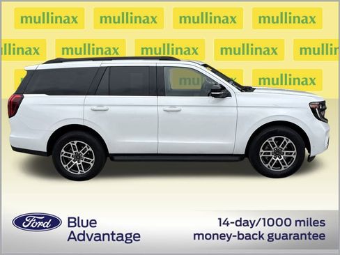 Certified 2025 Ford Expedition Active image 2