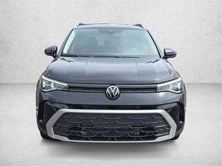 Used 2025 Volkswagen Taos SE FWD video 2