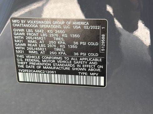 Used 2022 Volkswagen Atlas Cross Sport SEL Premium R-Line AWD/4WD image 27