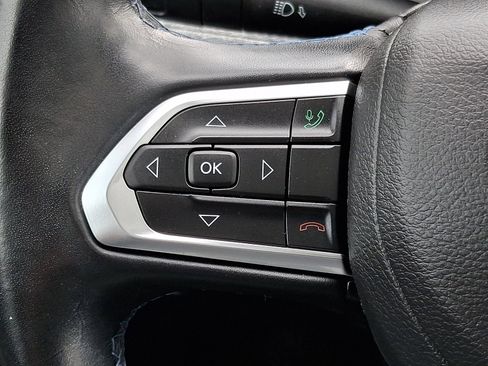 Used 2022 Jeep Compass Latitude w/ Sun and Sound Group image 22