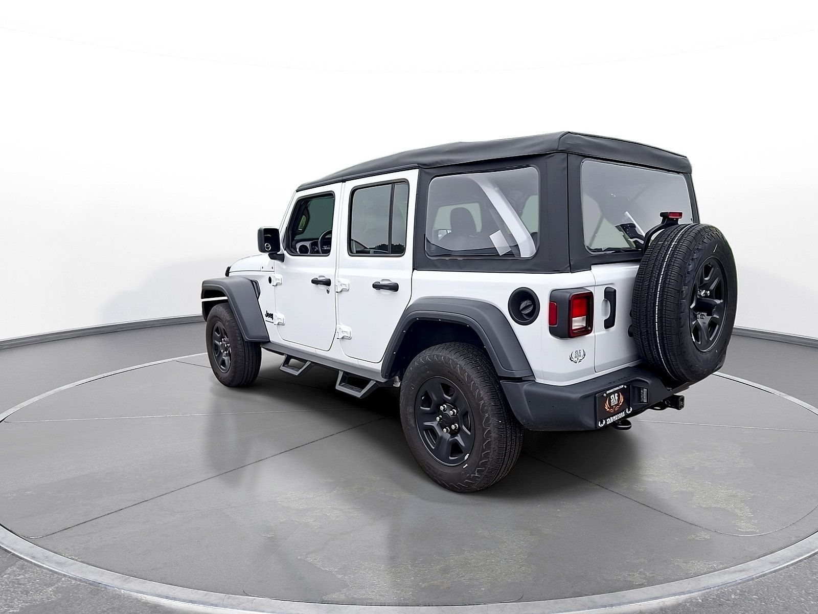Used 2025 Jeep Wrangler Unlimited Sport AWD/4WD image 6