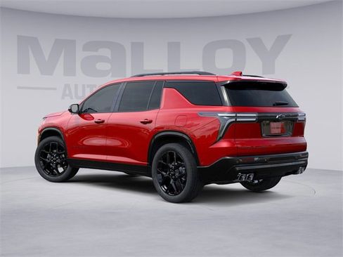 New 2026 Chevrolet Traverse RS w/ LPO, Floor Liner Package image 3