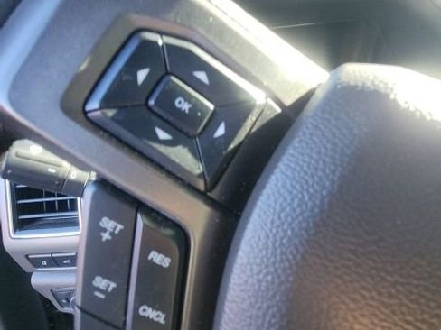 Used 2020 Ford Expedition Max XLT w/ Equipment Group 202A image 18