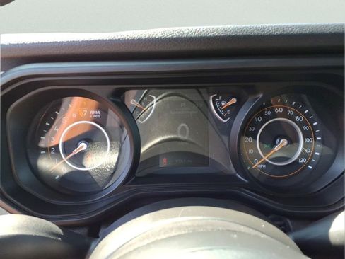 Used 2025 Jeep Gladiator Sport AWD/4WD image 31