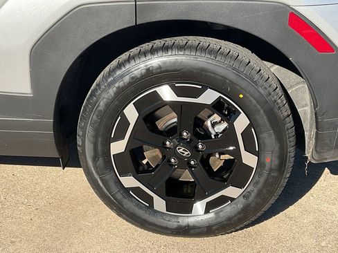 Used 2025 Hyundai Santa Fe SEL image 8