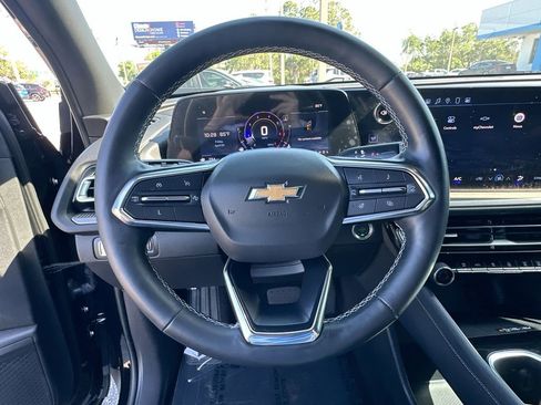 Certified 2024 Chevrolet Traverse LT w/ LPO, Floor Liner Package AWD/4WD image 11