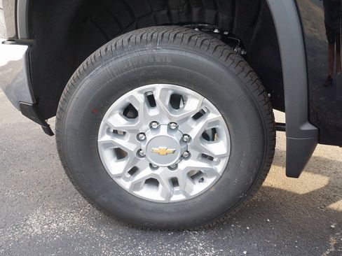 New 2025 Chevrolet Silverado 2500 LT w/ Safety Package image 27