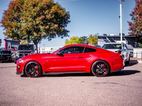 Used 2021 Ford Mustang Shelby GT500 w/ Technology Package image 4