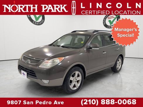 Used 2009 Hyundai Veracruz Limited w/ Navigation Pkg 4 AWD/4WD image 1