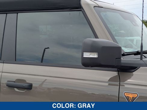 New 2025 Ford Bronco Badlands image 11