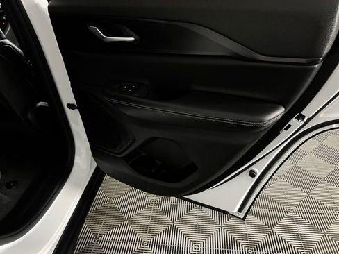 Used 2023 Jeep Grand Cherokee Altitude image 19