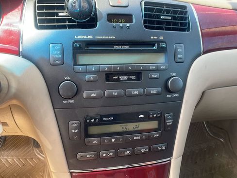 Used 2002 Lexus ES 330 FWD image 13