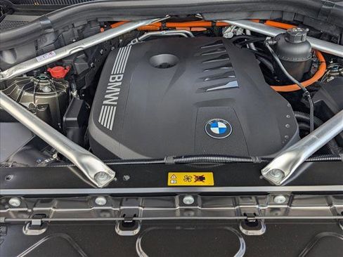 New 2026 BMW X5 xDrive50e AWD/4WD image 16