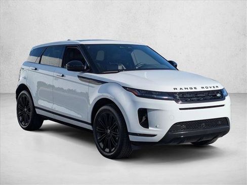 Used 2025 Land Rover Range Rover Evoque S image 3