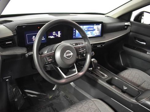 Certified 2025 Nissan Kicks SV AWD/4WD image 12