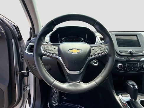 Used 2019 Chevrolet Equinox LT AWD/4WD image 36