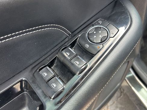 Used 2015 Ford Edge Titanium AWD/4WD image 17