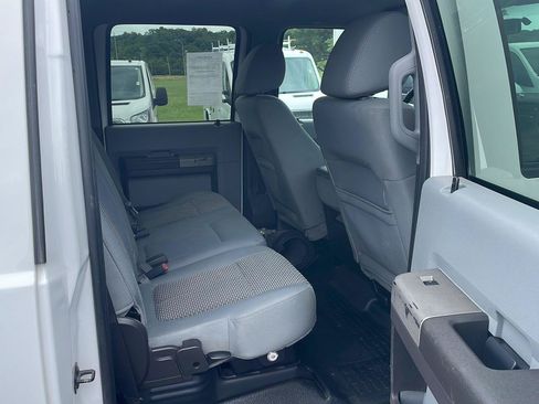 Used 2011 Ford F550 4x4 Crew Cab Super Duty w/ Payload Upgrade Pkg image 25