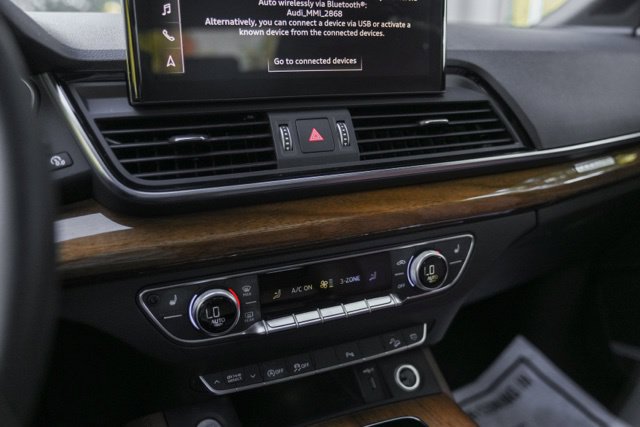 Used 2023 Audi Q5 2.0T Premium Plus w/ Premium Plus Package AWD/4WD image 29
