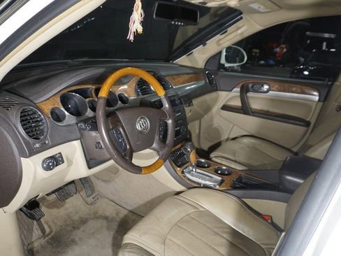 Used 2009 Buick Enclave CXL w/ Entertainment Package #2 image 10