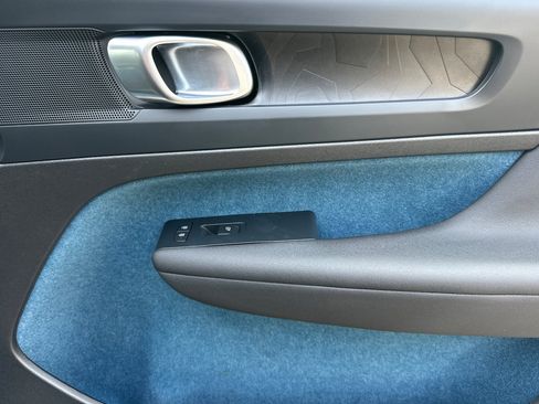 Certified 2023 Volvo C40 P8 Recharge Plus AWD/4WD image 20