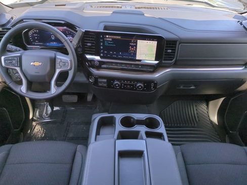 Used 2026 Chevrolet Silverado 1500 LT AWD/4WD image 17